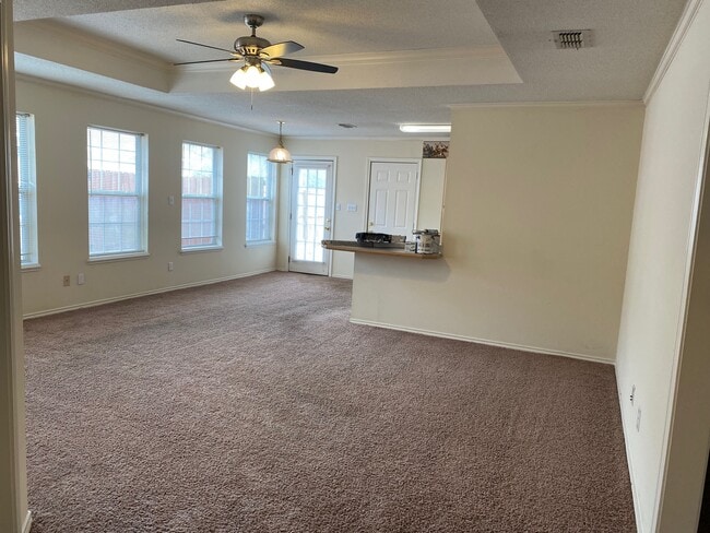 6206 Summerhill Pl in Texarkana, TX - Building Photo - Building Photo
