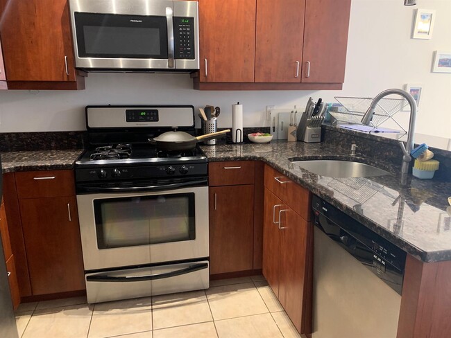 157 Auburn St, Unit 1