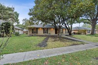 1325 Chickasaw Dr in Richardson, TX - Building Photo - Building Photo