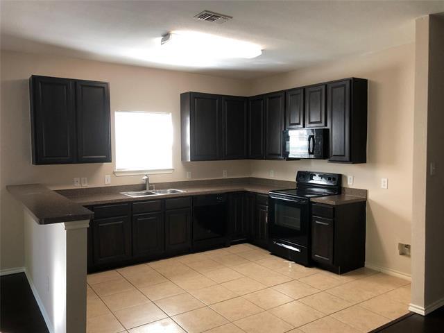 921 Parkplace Ridge in Princeton, TX - Building Photo - Building Photo