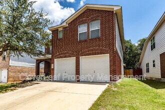 802 Amber Knoll in San Antonio, TX - Building Photo - Building Photo