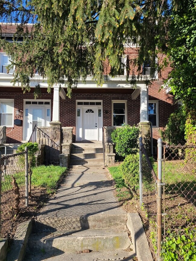 property at 531 Willow Ave