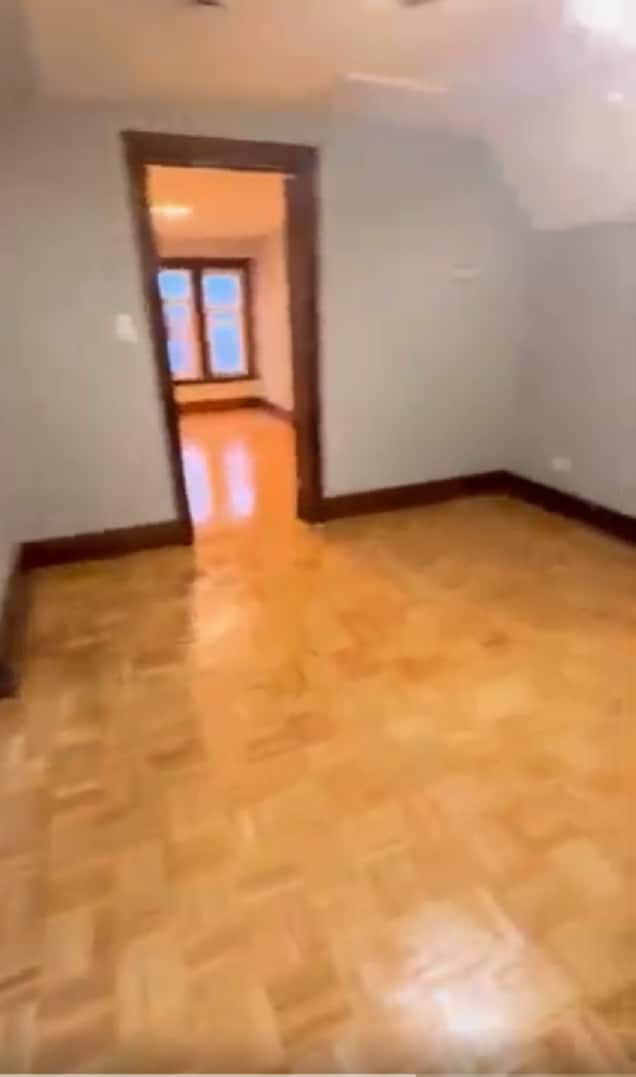 2855 E 82nd St, Unit 2855 E 82nd St 3F