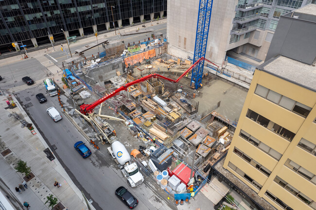 Yonge & Sudan Condos