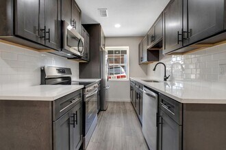 1226 Hidden Pl in Tallahassee, FL - Building Photo - Building Photo