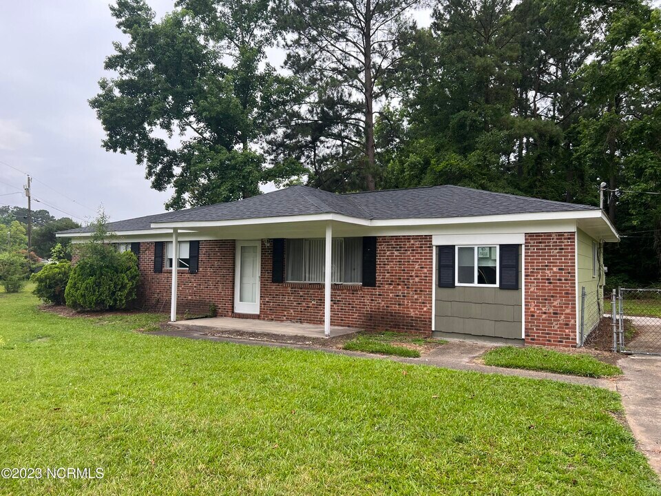 200 Ramsey Dr Photo