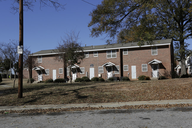 Victoria Gardens in Spartanburg, SC - Foto de edificio - Building Photo