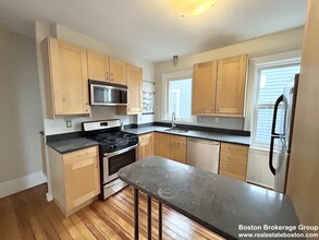 20 Dawes St, Unit 3 in Boston, MA - Building Photo - Building Photo