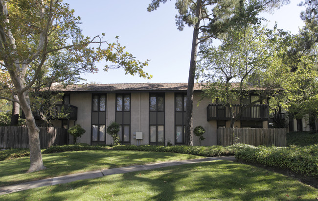 Marquee at Diablo Pines in Walnut Creek, CA - Foto de edificio - Building Photo