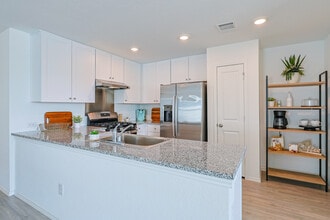 Grace Meadows in New Braunfels, TX - Foto de edificio - Interior Photo