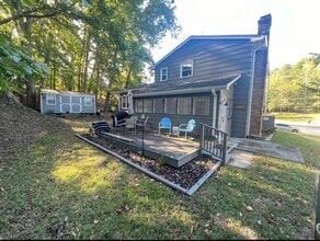 130 Huntington Pl in Danville, VA - Building Photo - Building Photo