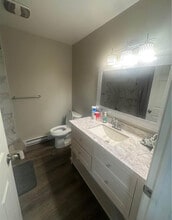 63 Wilkes St in Brantford, ON - Building Photo - Building Photo