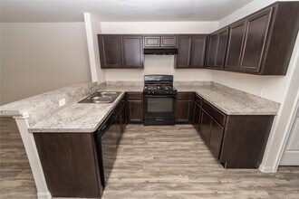 5619 Plantation Forest Dr in Katy, TX - Building Photo - Building Photo