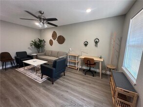 1222 Georgia St in College Station, TX - Building Photo - Building Photo