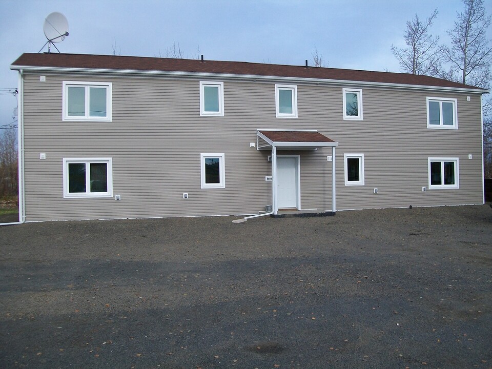 1114 26th Ave, Unit D in Fairbanks, AK - Building Photo