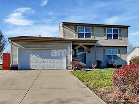 7083 Hunters Moon Ct in Hamilton, OH - Building Photo