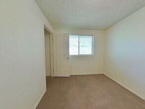1779 SE Lilly Pl in Corvallis, OR - Building Photo - Building Photo
