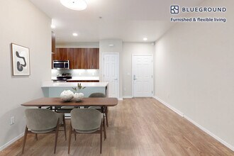 121 Roble Rd in Walnut Creek, CA - Building Photo - Building Photo