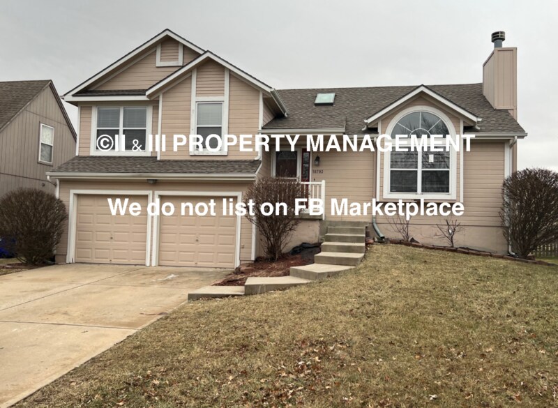 18793 W 164th St in Olathe, KS - Building Photo