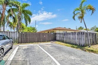 151 SW 15th St in Pompano Beach, FL - Building Photo - Building Photo