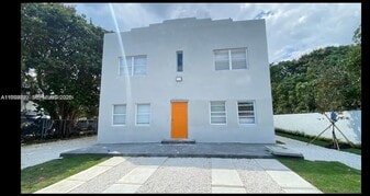 6828 NW 3rd Ave in Miami, FL - Building Photo