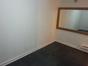 810 West Washington Street, Unit 810B in Vandalia, IL - Foto de edificio - Building Photo