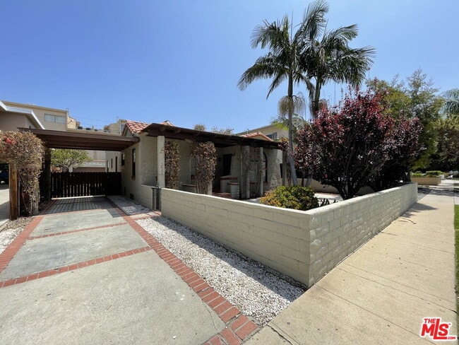 property at 3642 Empire Dr