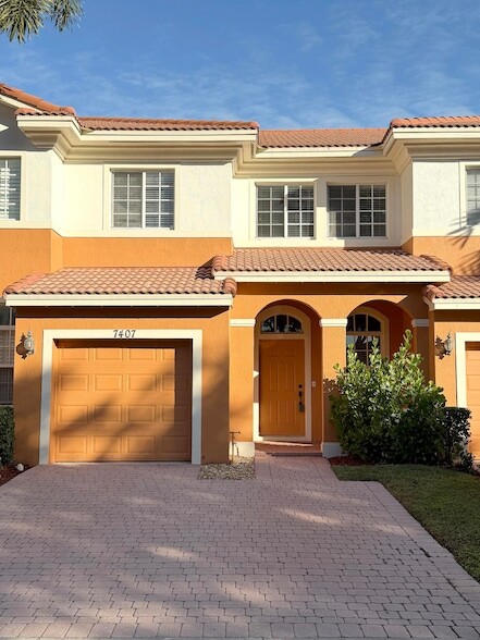 7407 Briella Dr in Boynton Beach, FL - Building Photo - Building Photo