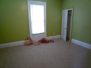 8 Everett St, Unit 2 in Somerville, MA - Building Photo - Building Photo