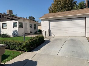 1000 Woodrow Ave in Bakersfield, CA - Building Photo - Building Photo