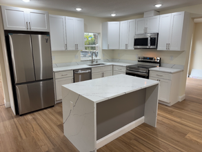 2104 Newman St in Orlando, FL - Building Photo - Building Photo
