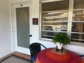181 NE 14th Ave in Hallandale Beach, FL - Building Photo - Building Photo