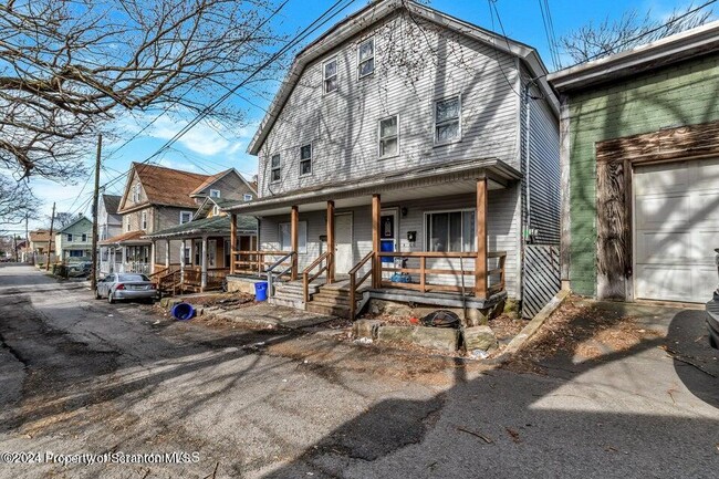 516 Stipp Ct in Scranton, PA - Building Photo - Building Photo