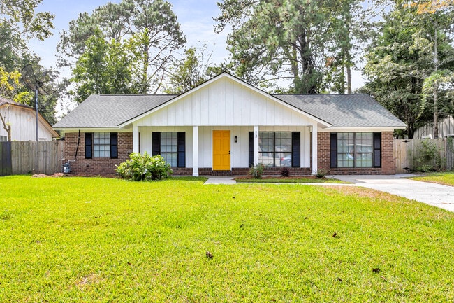 property at 13 Oxford Ct