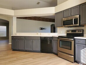 3414 Berry Blossom Ln in Plant City, FL - Building Photo - Building Photo