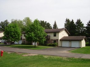 Two 4-Plexes & One Duplex in Medford, WI - Building Photo - Building Photo