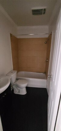 114 Canton St photo'