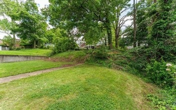 102 S Huron Dr in Oxon Hill, MD - Building Photo - Building Photo