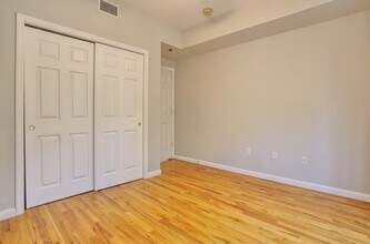 205-207 Madison St in Hoboken, NJ - Building Photo - Building Photo