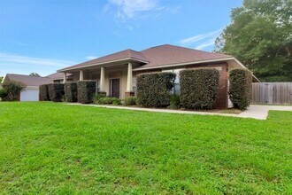 6081 Dragonfly Way in Crestview, FL - Building Photo - Building Photo