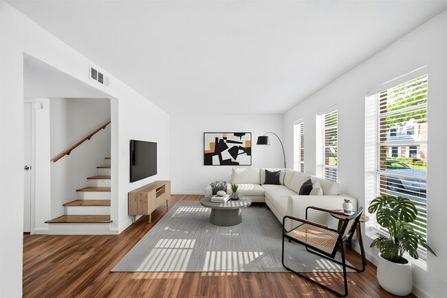 11002 Hammerly Blvd in Houston, TX - Building Photo - Building Photo