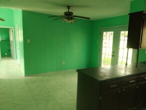 124 Azalea Ave in Deridder, LA - Building Photo - Building Photo