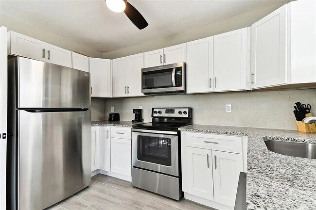 601 76th Ave in St Pete Beach, FL - Building Photo - Building Photo