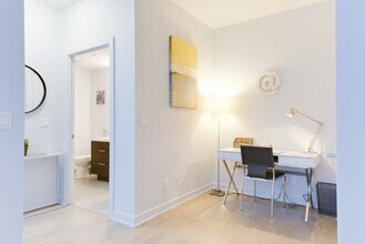 20 Duncan St in Toronto, ON - Building Photo - Building Photo