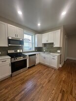 4314 N Wolcott Ave, Unit Second floor in Chicago, IL - Building Photo