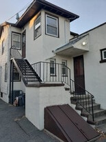 25 Valley Rd in Montclair, NJ - Building Photo