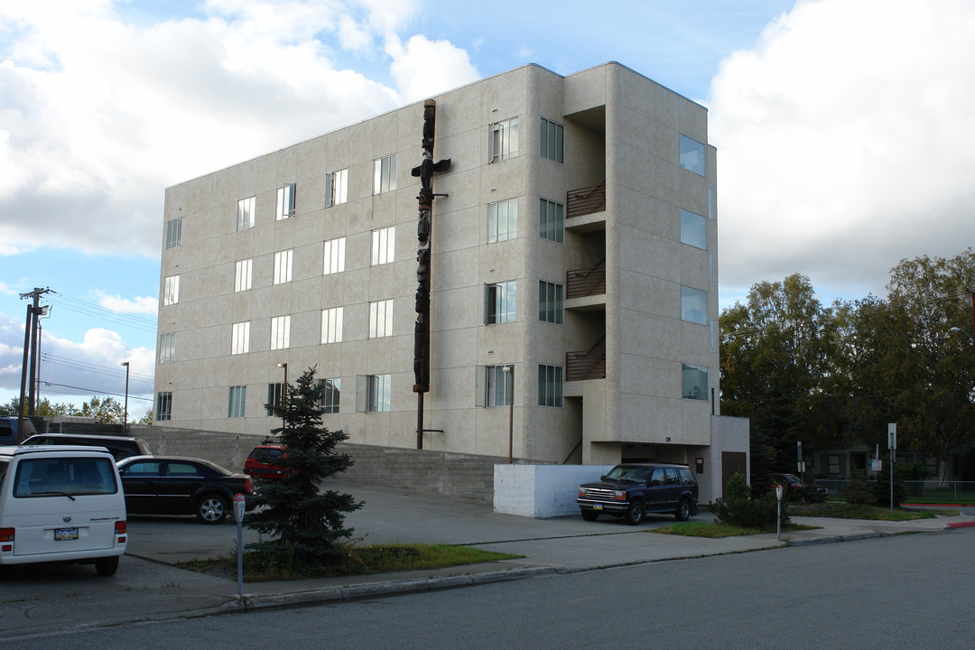 Bootleggers Cove Apartments in Anchorage, AK - Building Photo