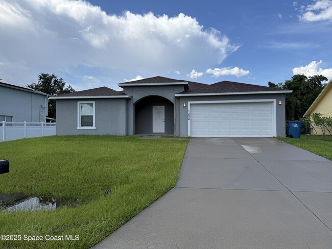 property at 1382 Giralda Cir NW