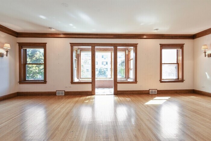 5838 N Kenmore Ave-Unit -02 in Chicago, IL - Building Photo