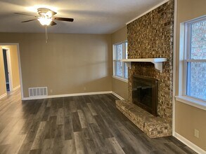 2 Knightsbridge Pl in Texarkana, TX - Building Photo - Building Photo